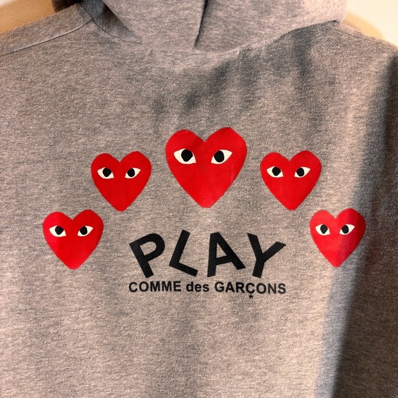 COMME DES GARCONS PLAY Sz S Hoodie with Heart Patch and Decals at Back Zipper - Picture 7 of 12